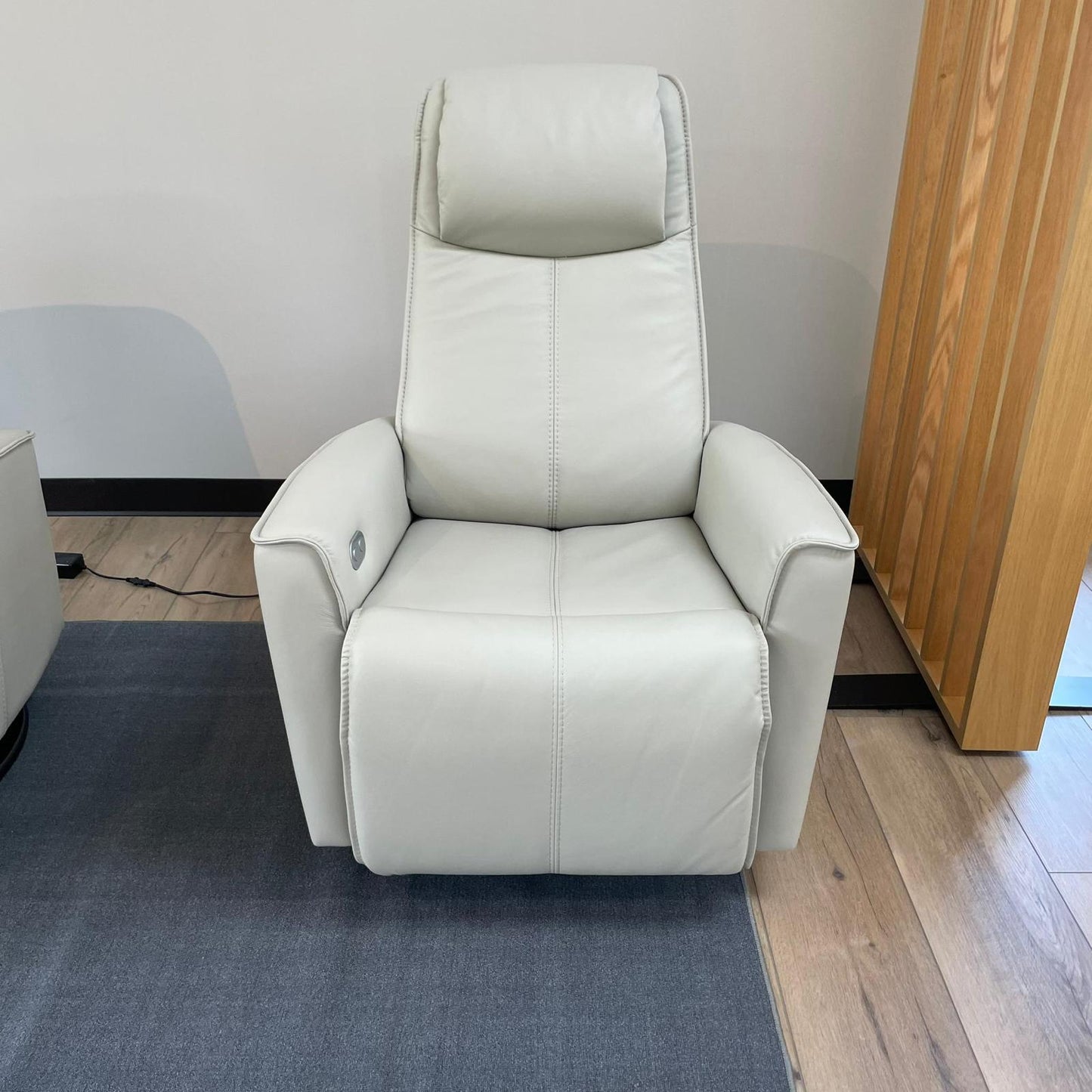 Fjords Urban - Small Size - (Power Recliner)