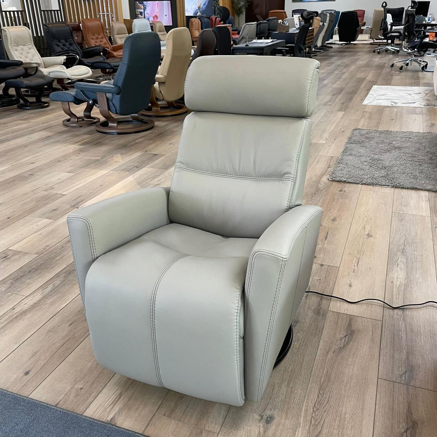 Fjords Milan - Small Size - (Swivel / Glider Power Recliner)