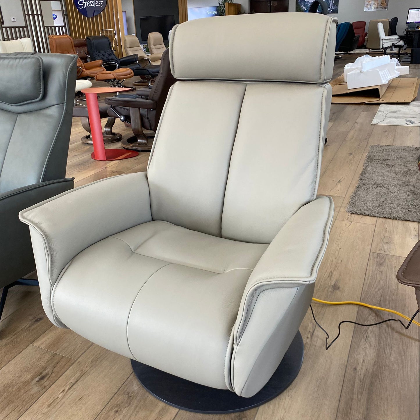 Fjords Bo - Large Size - (Power Recliner w/ Battery)