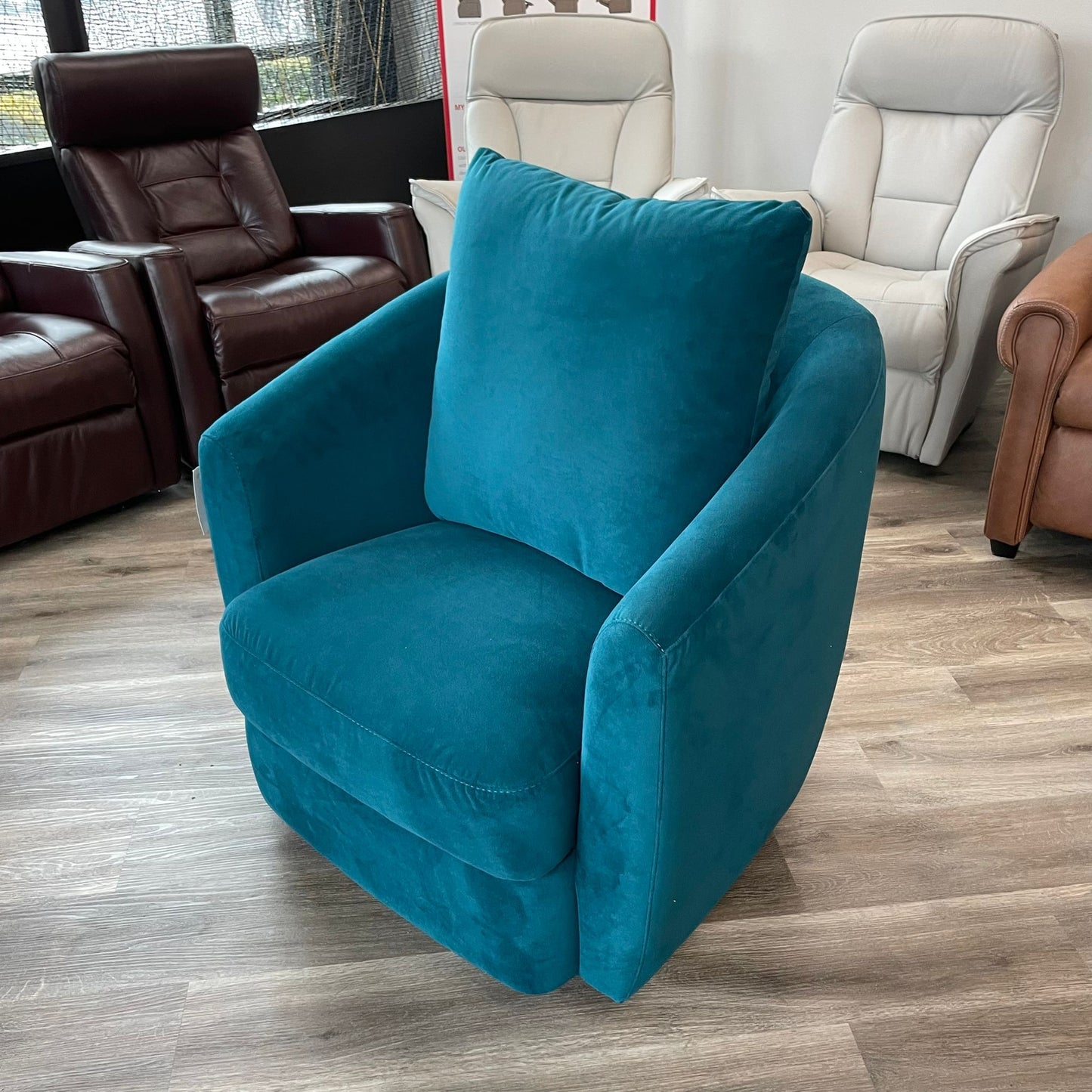 Palliser Dorset Swivel Chair